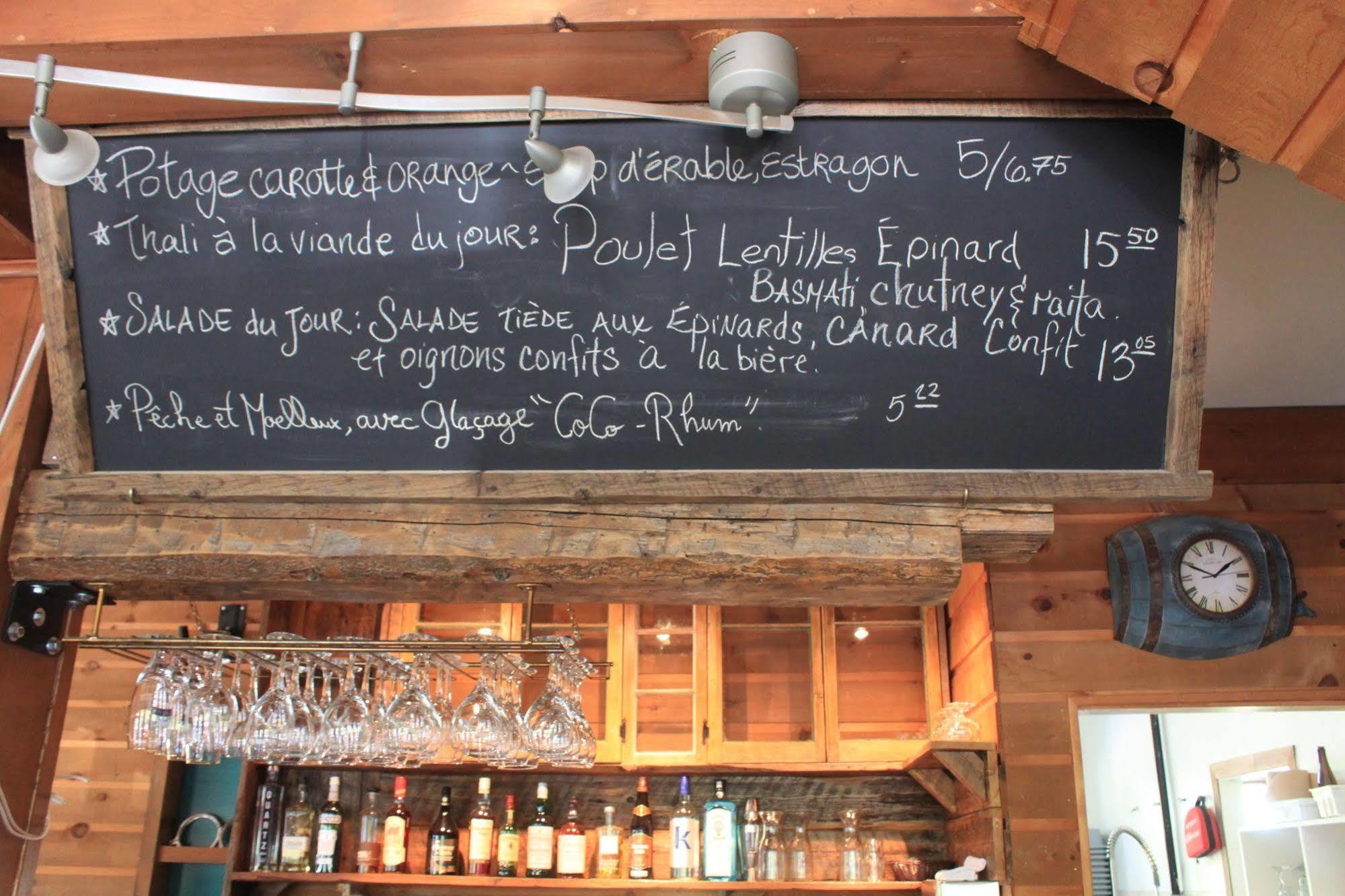 Auberge Micro-Brasserie Le Baril Roulant วาล-เดวิด ภายนอก รูปภาพ